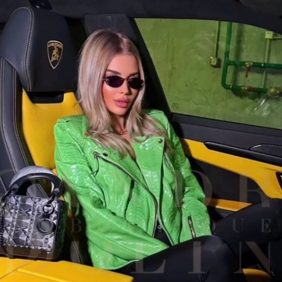 NWT WOMEN'S GENUINE PYTHON JACKET - Picture 3 of 10